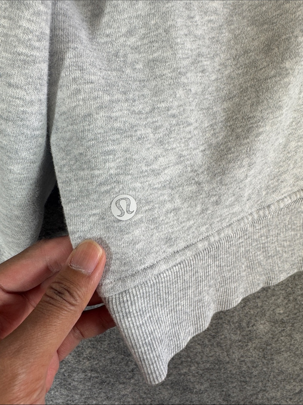 Lululemon Light Gray Crewneck Pullover Sweatshirt Athleisure Embroidered Active - Picture 9 of 11